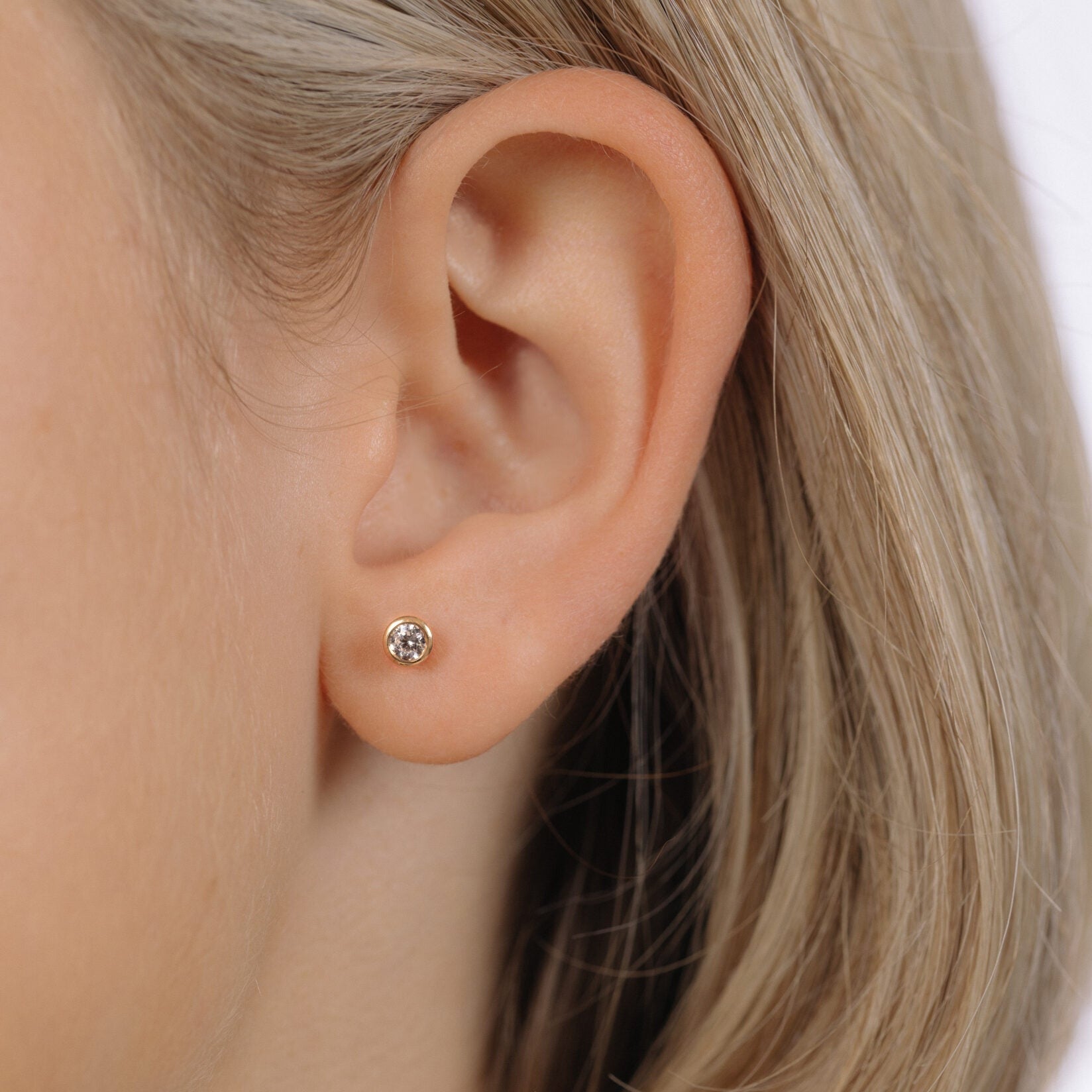 Shop the Claire Earrings: High-Quality Cubic Zirconia Stones in